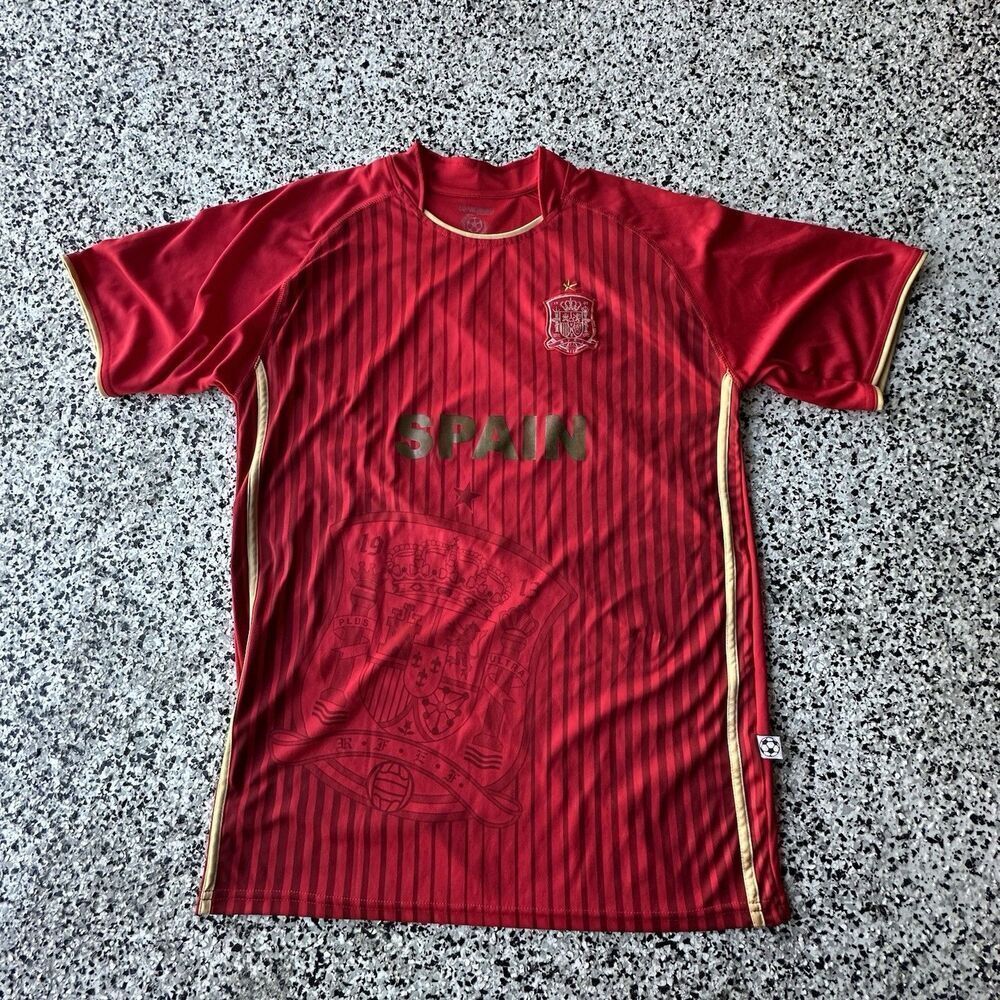 Copacabana Spain Soccer Jersey Mens One Size Red Striped Embroidery Football